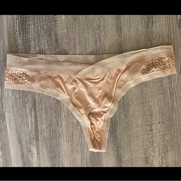 Victoria’s Secret silky nude thong - Picture 1 of 4